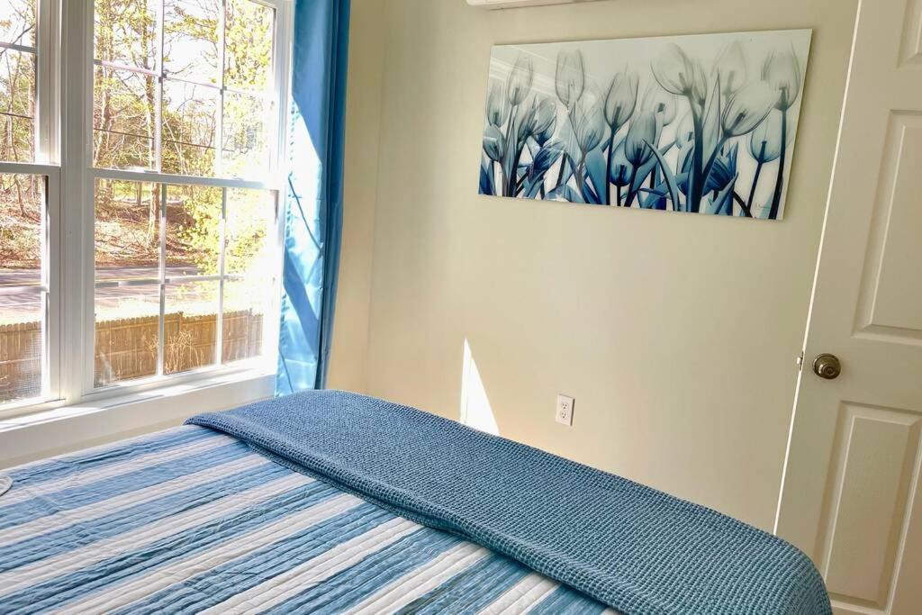 Newly Renovated Carriage House Near Town & Beaches Madison Kültér fotó