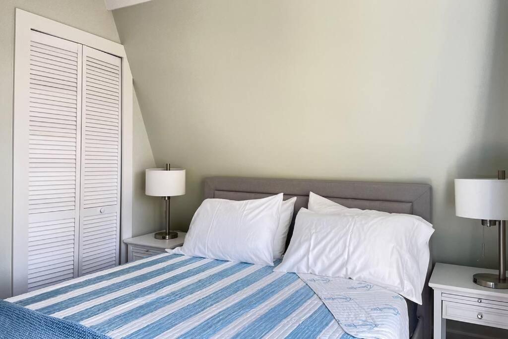 Newly Renovated Carriage House Near Town & Beaches Madison Kültér fotó