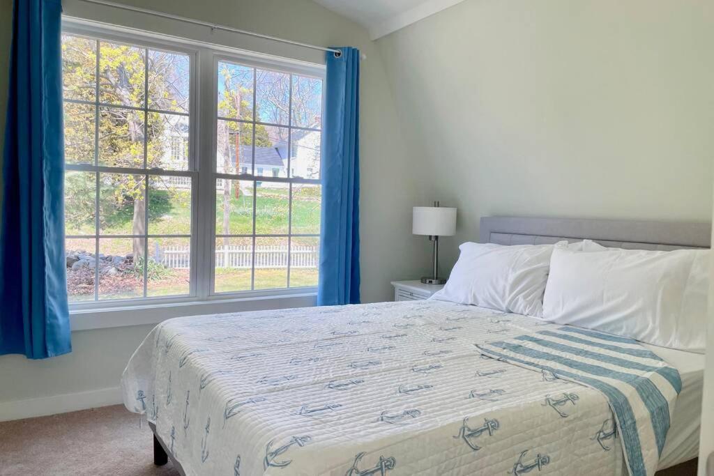Newly Renovated Carriage House Near Town & Beaches Madison Kültér fotó